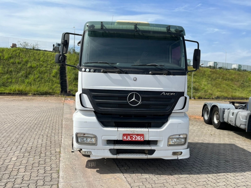 mercedes-benz axor 4x2 350 diesel semiautomatico 2012 mercedes-benz axor 4x2 350 diesel semiautomatico 2012