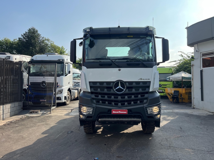 mercedes benz arocs 4851 8x4 22/22 selectrucks.