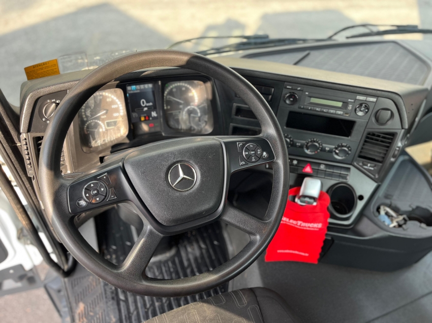 mercedes benz arocs 4851 8x4 22/22 selectrucks.