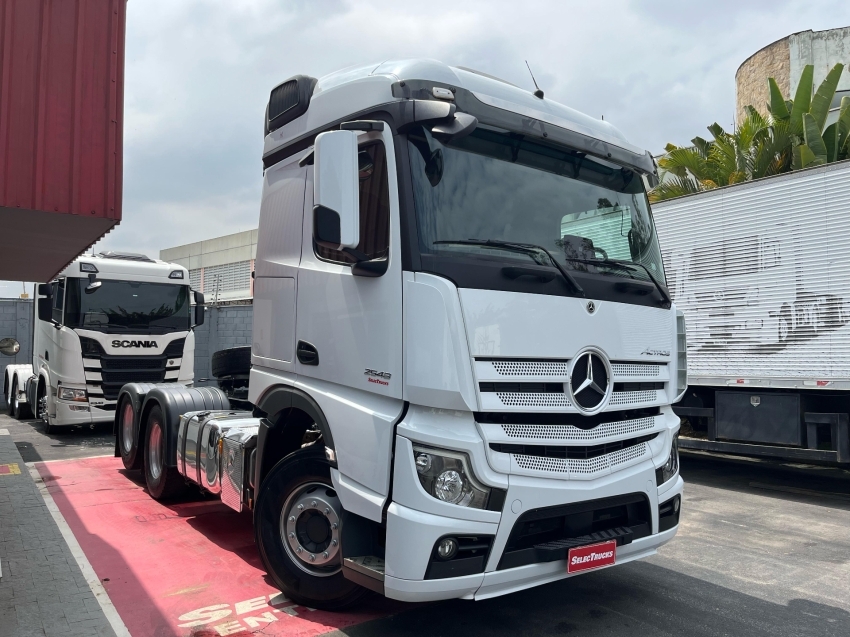 mercedes-benz actros 2548 6x2 2022/2022