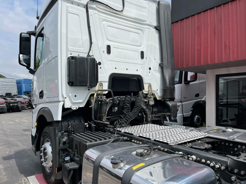 mercedes-benz actros 2548 6x2 2022/2022