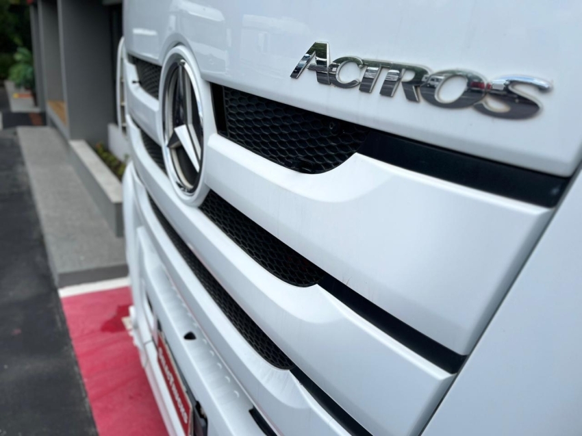 mercedes-benz actros 2651 510 diesel automatico 2018