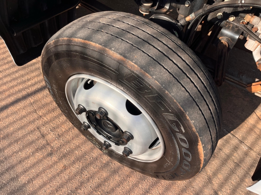 mb accelo 1016/44 selectrucks.