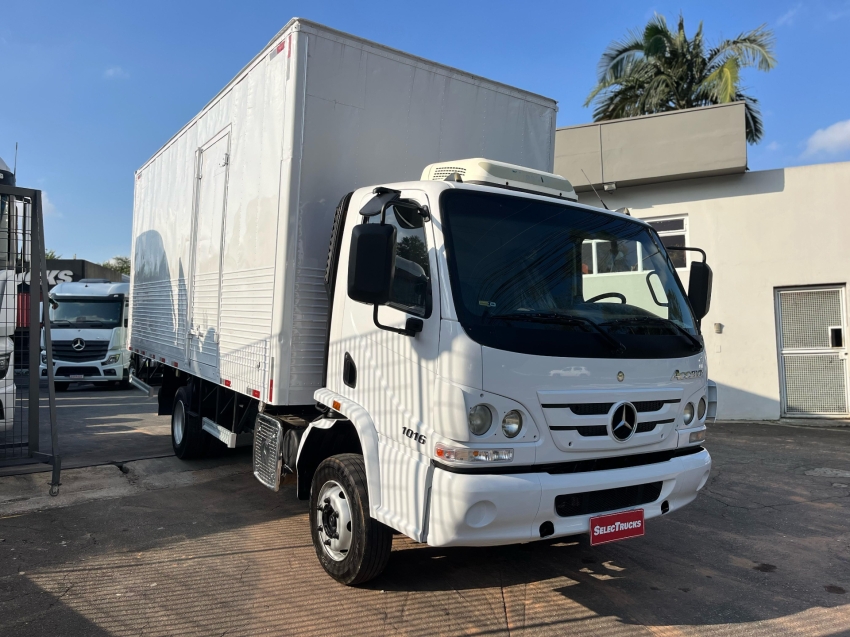 mb accelo 1016/44 selectrucks.