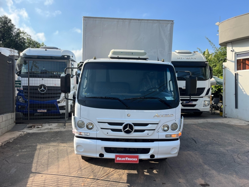 mb accelo 1016/44 selectrucks.