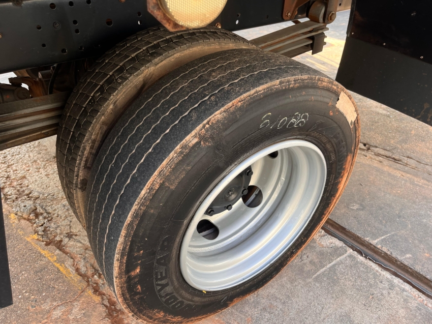 mb accelo 1016/44 selectrucks.