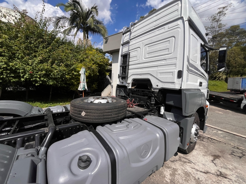 mercedes-benz axor 2544 s 6x4 2014/2014
