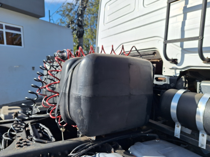 mercedes-benz axor 2544 s 6x4 2014/2014