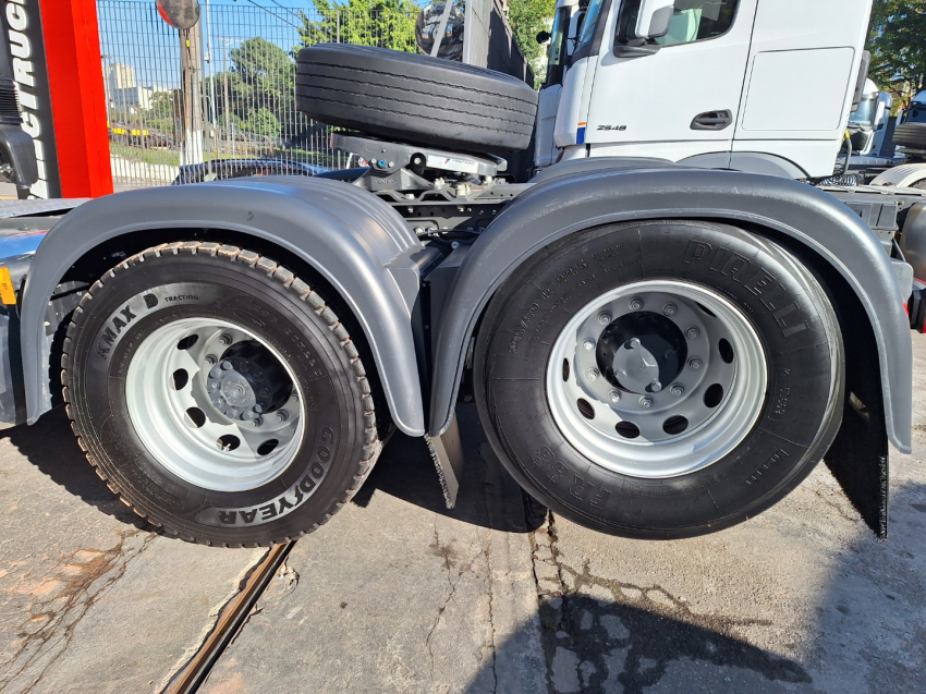 mercedes benz actros 2548 6x2 23/24 selectrucks