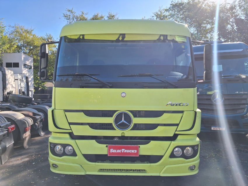 mercedes benz atego 3030 8x2 20/20 baixa km selectrucks