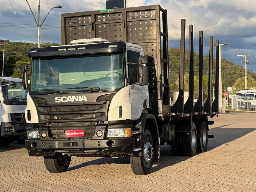 scania p360 6x4 360 diesel automatico 2014