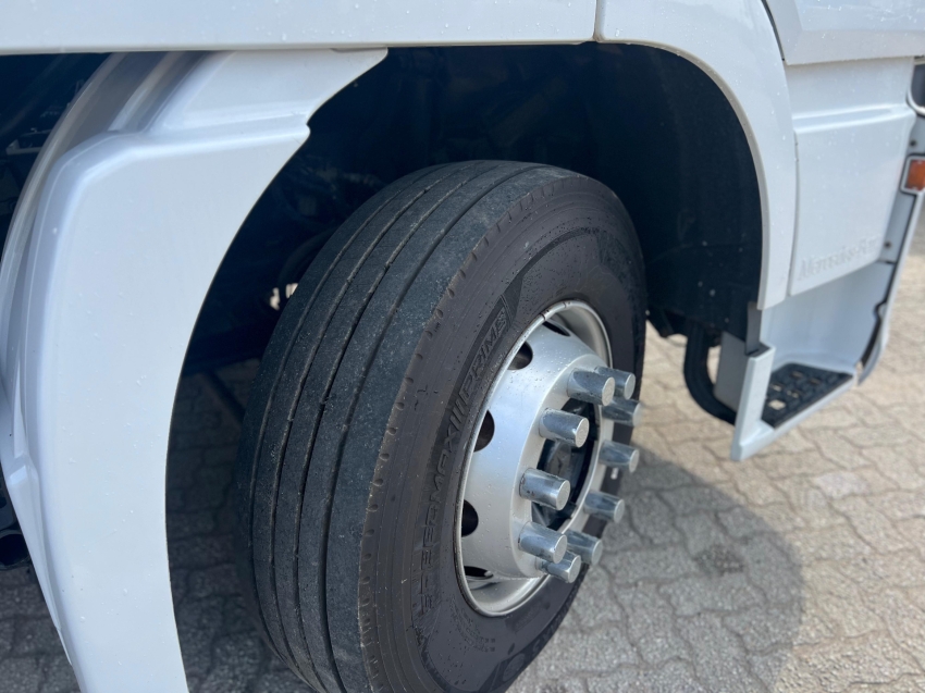 mercedes-benz actros 2546 ls 6x2 | selectrucks