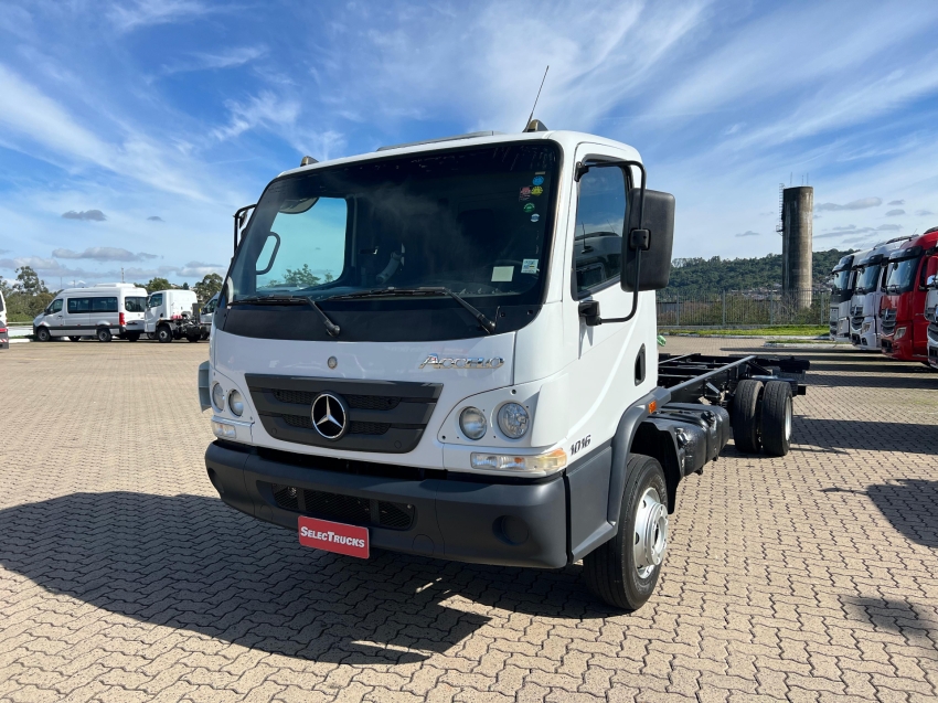 mb accelo 1016 ce 4x2 2021/21