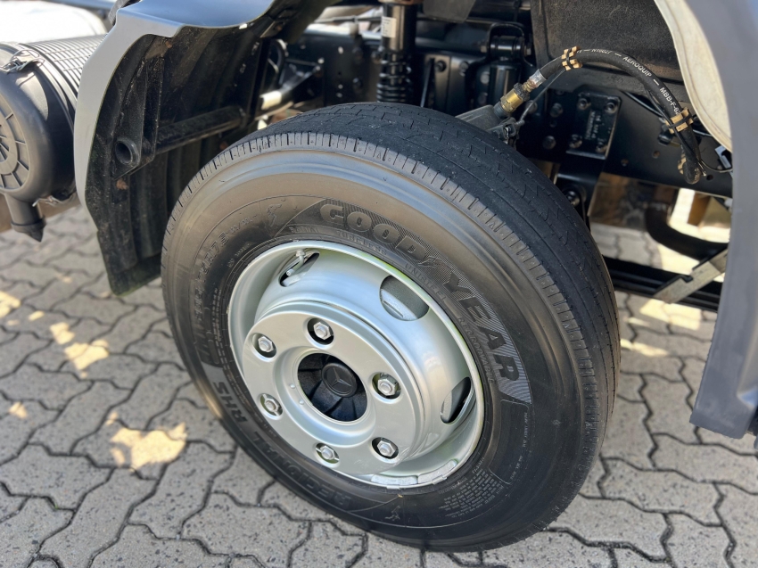 mb accelo 1016 ce 4x2 2021/21