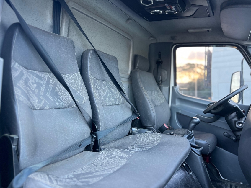 mb accelo 815 4x2