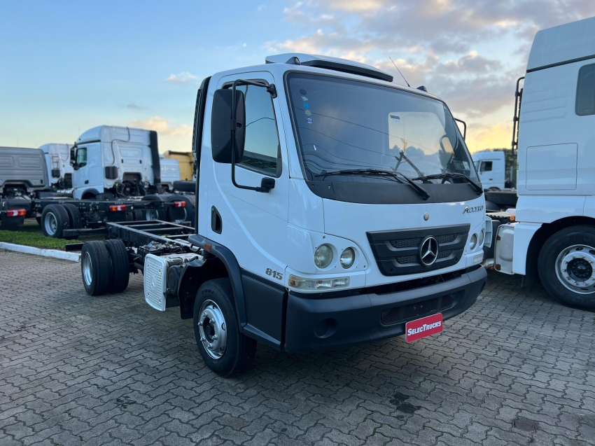 mb accelo 815 4x2
