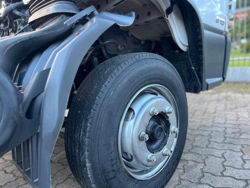 mb accelo 815 4x2
