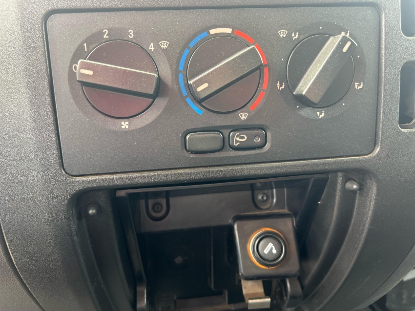 mb accelo 815 4x2