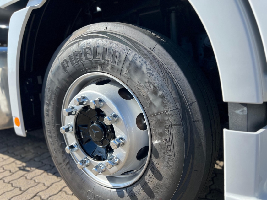 mercedes-benz actros 2546 ls 6x2 | selectrucks