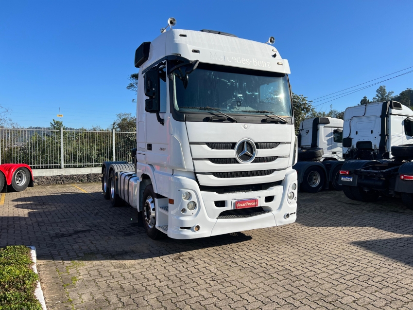 mercedes-benz actros 2651 s 6x4 | selectrucks