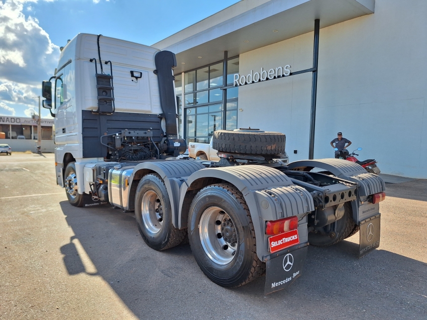mercedes-benz actros 2651s megaspace