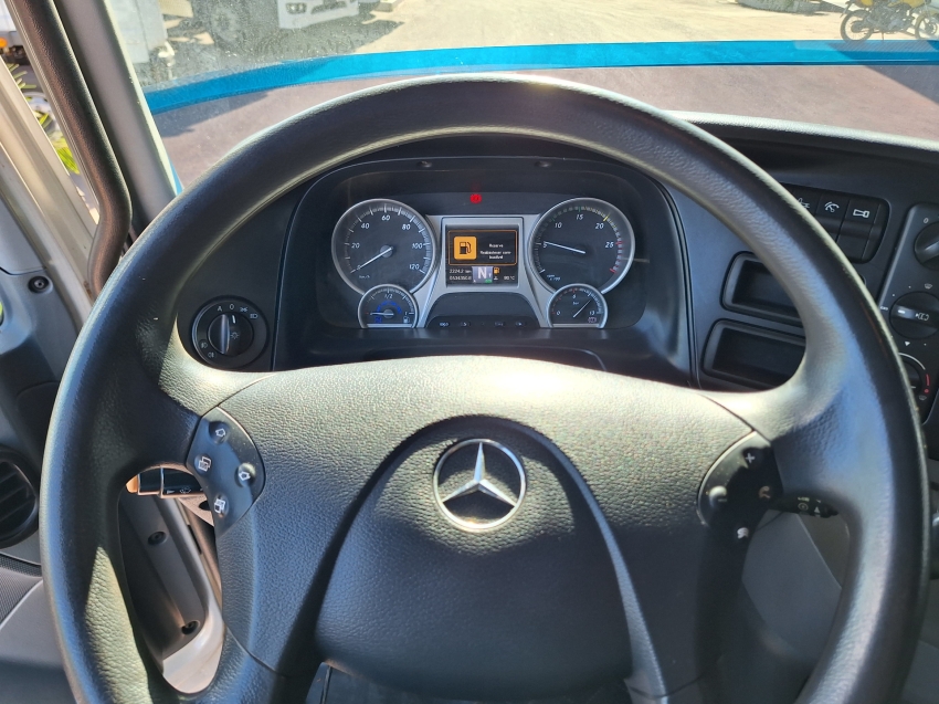 mercedes-benz actros 2651s megaspace