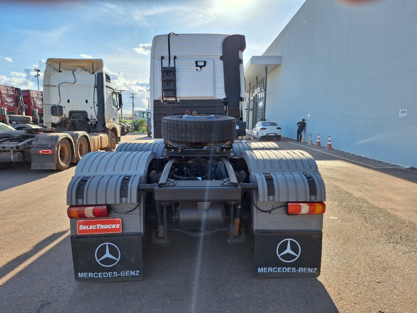 mercedes-benz actros 2651s megaspace