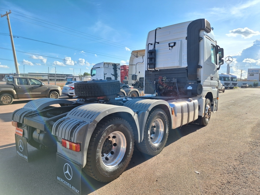 mercedes-benz actros 2651s megaspace