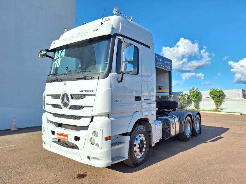 mercedes-benz actros 2651s megaspace