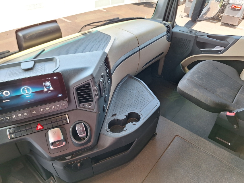 mercedes-benz new actros 2651s com retarder 6x4 2022