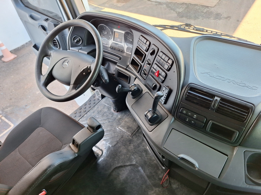 mercedes-benz actros 2651s megaspace 6x4 2018