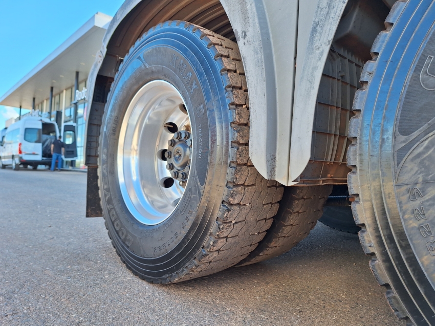 mercedes-benz actros 2651s megaspace 6x4 2018