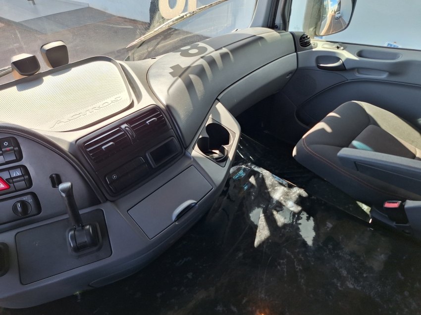 mercedes-benz actros 2651ls | retarder tanque suplementar