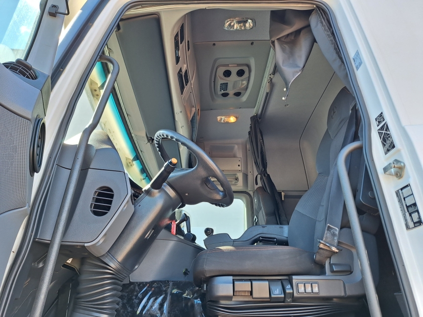 mercedes-benz actros 2651ls | retarder tanque suplementar