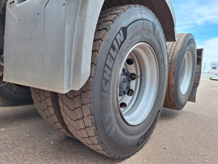 mercedes-benz actros 2546 | suspensao mola 6x2 2015/16