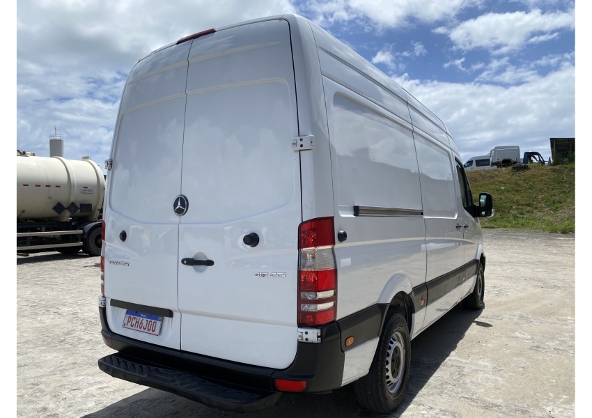 mercedes-benz sprinter 415 cdi 4x2 2017/18 selectrucks