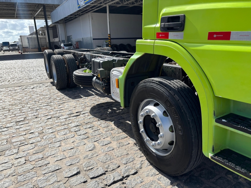 mercedes-benz atego 2426 260 6x2 2021/2022