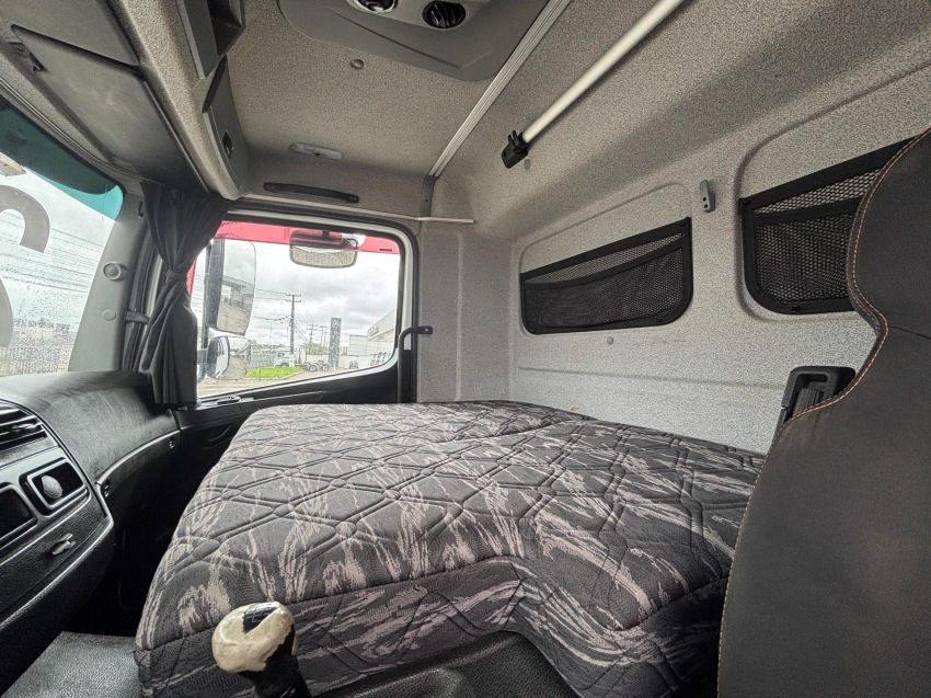 mercedes-benz atego 2426 260 2022/2022 6x2