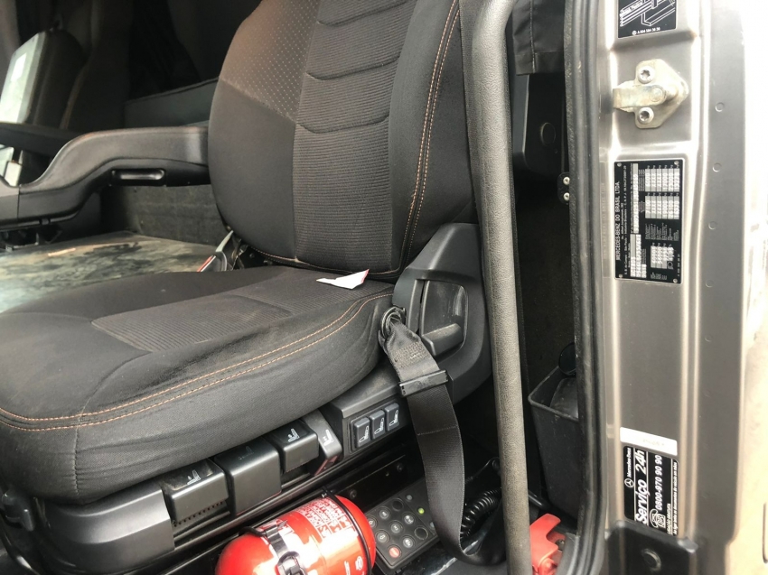 mercedes-benz actros 2546 ls 6x2 confort 300 diesel automatico 2018 mercedes-benz actros 2546 ls 6x2 confort 300 diesel automatico 2018
