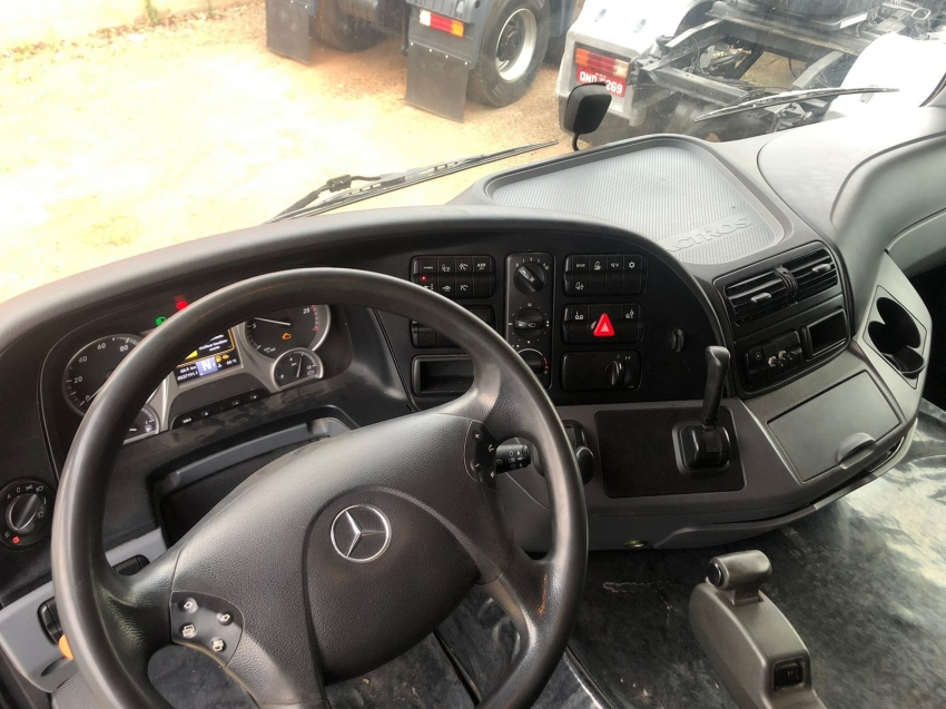 mercedes-benz actros 2546 ls 6x2 confort 300 diesel automatico 2018 mercedes-benz actros 2546 ls 6x2 confort 300 diesel automatico 2018