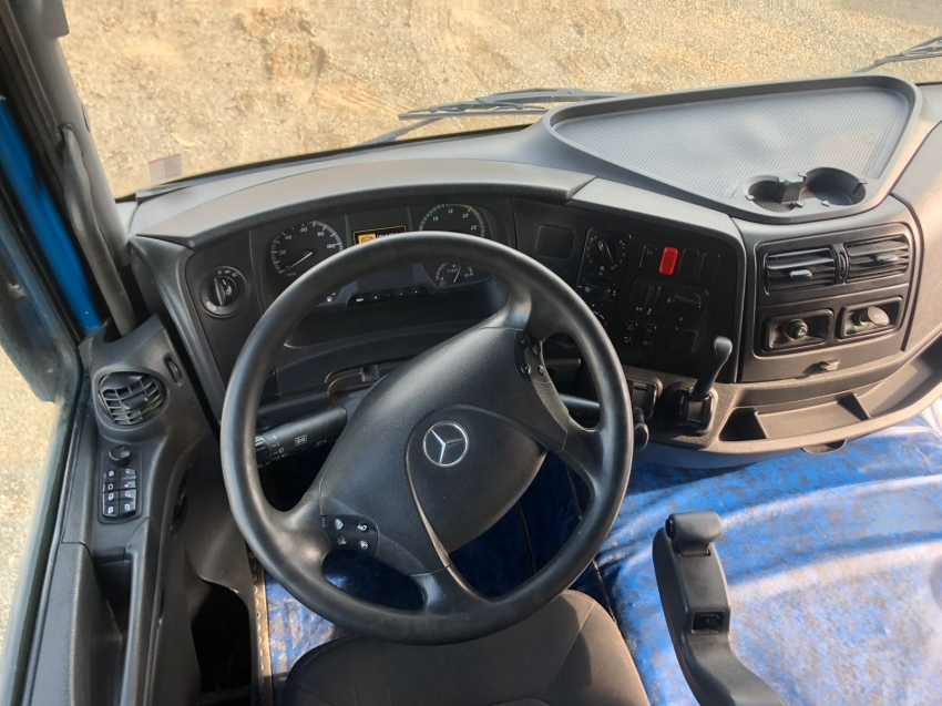 mercedes-benz axor 2017/2018 300 diesel automatico 2018