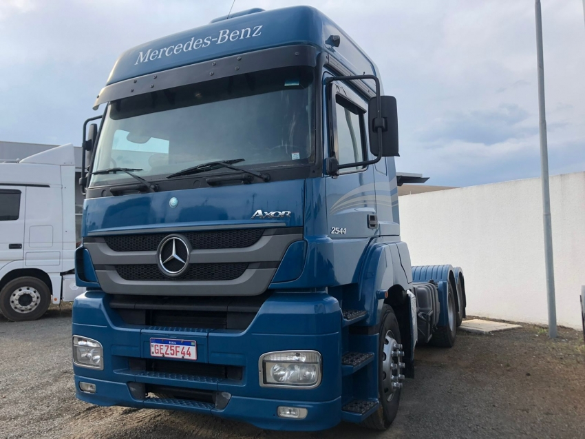 mercedes-benz axor 2544 2017/2018 300 diesel automatico 2018 mercedes-benz axor 2544 2017/2018 300 diesel automatico 2018