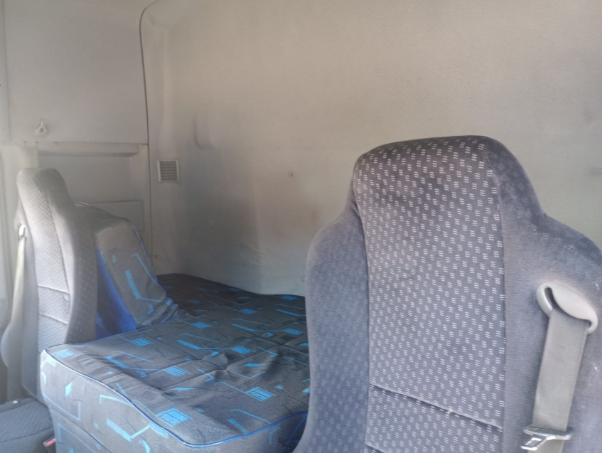 mercedes-benz actros 2651 confort teto alto suspensao mola 500 diesel automatico 2016 mercedes-benz actros 2651 confort teto alto suspensao mola 500 diesel automatico 2016