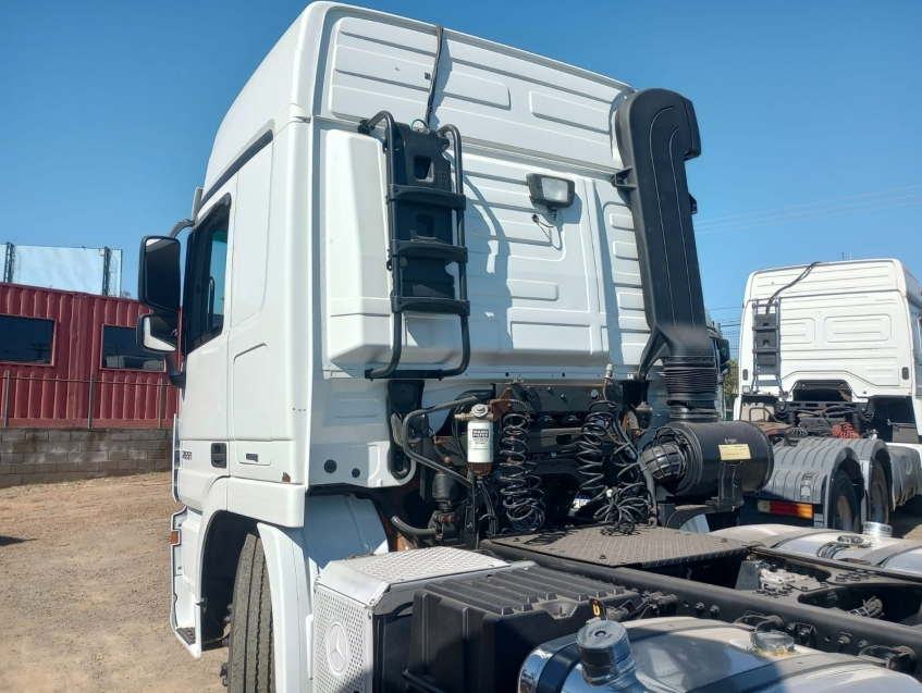 mercedes-benz actros 2651 confort teto alto suspensao mola 500 diesel automatico 2016 mercedes-benz actros 2651 confort teto alto suspensao mola 500 diesel automatico 2016
