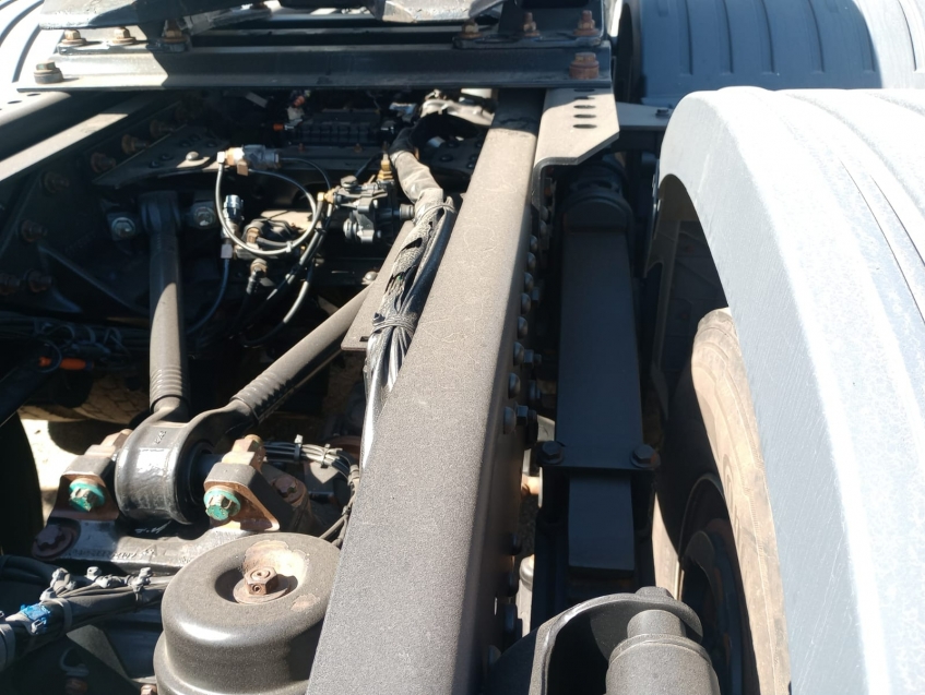 mercedes-benz actros 2651 confort teto alto suspensao mola 500 diesel automatico 2016 mercedes-benz actros 2651 confort teto alto suspensao mola 500 diesel automatico 2016
