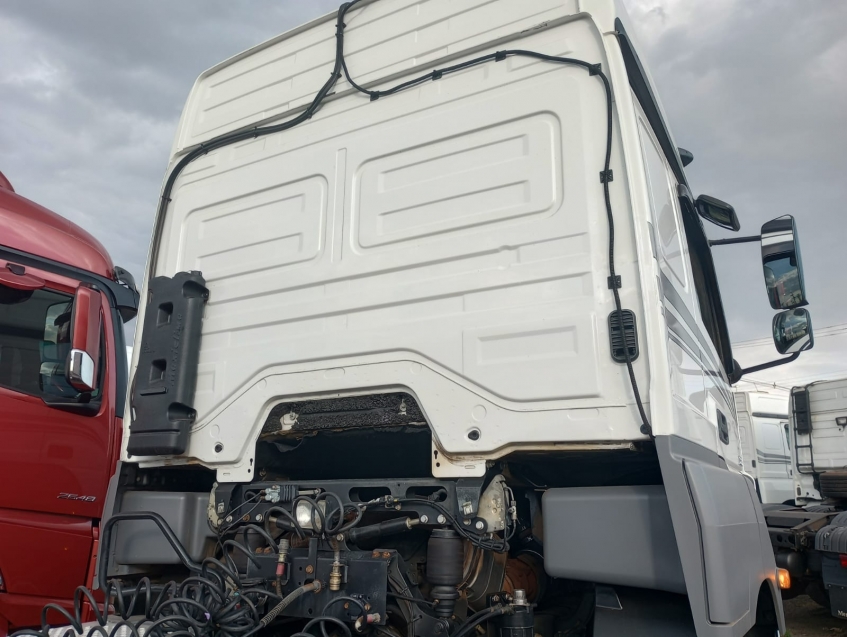 mercedes-benz axor 2536 6x2 leito teto alto 360 diesel automatico 2019 mercedes-benz axor 2536 6x2 leito teto alto 360 diesel automatico 2019