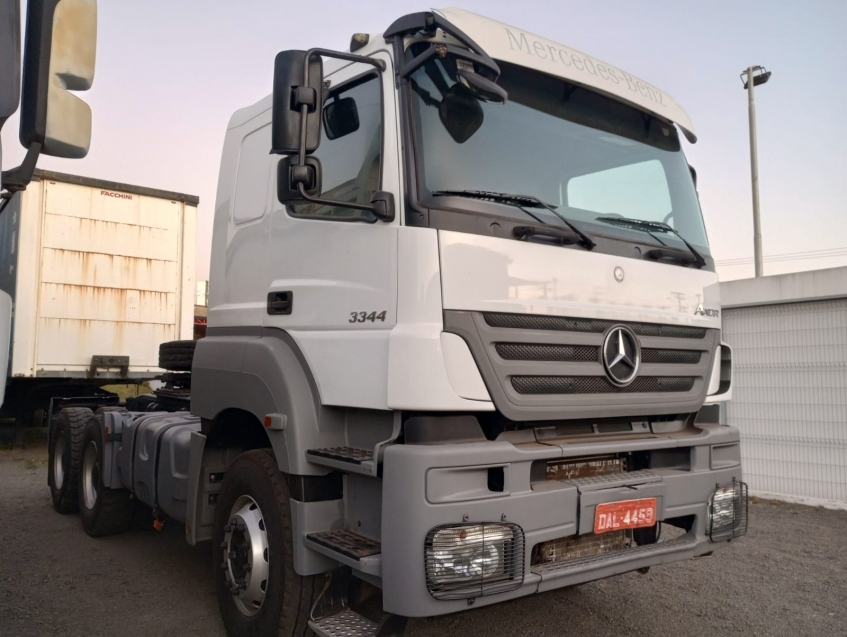 mercedes-benz axor 3344 leito teto baixo diesel automatico 2019 mercedes-benz axor 3344 leito teto baixo diesel automatico 2019