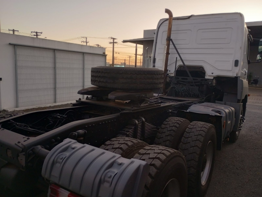 mercedes-benz axor 3344 leito teto baixo diesel automatico 2019 mercedes-benz axor 3344 leito teto baixo diesel automatico 2019