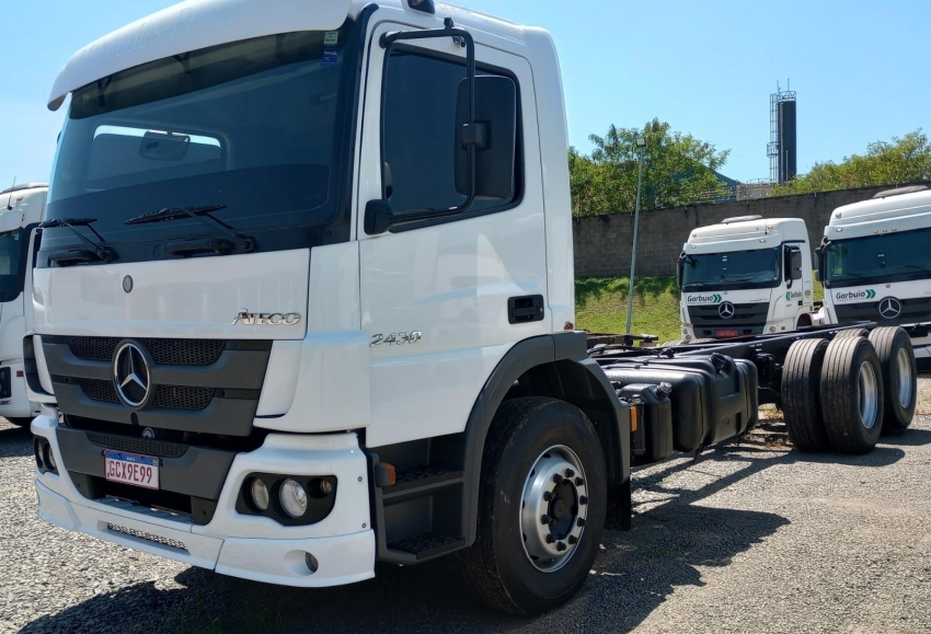 mercedes-benz atego 2430 cabine simples automatico 300 diesel 2019 mercedes-benz atego 2430 cabine simples automatico 300 diesel 2019