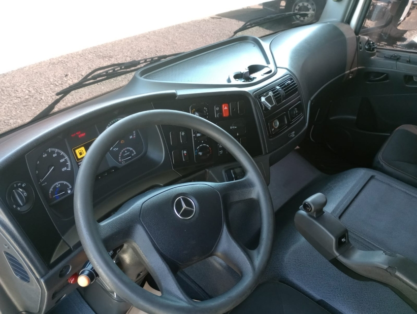 mercedes-benz atego 2430 cabine simples automatico 300 diesel 2019 mercedes-benz atego 2430 cabine simples automatico 300 diesel 2019